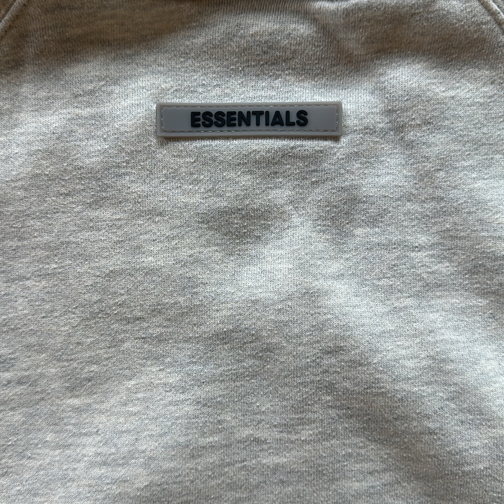 Fear of God Essentials Heather Oatmeal Crewneck - Picture 8 of 10